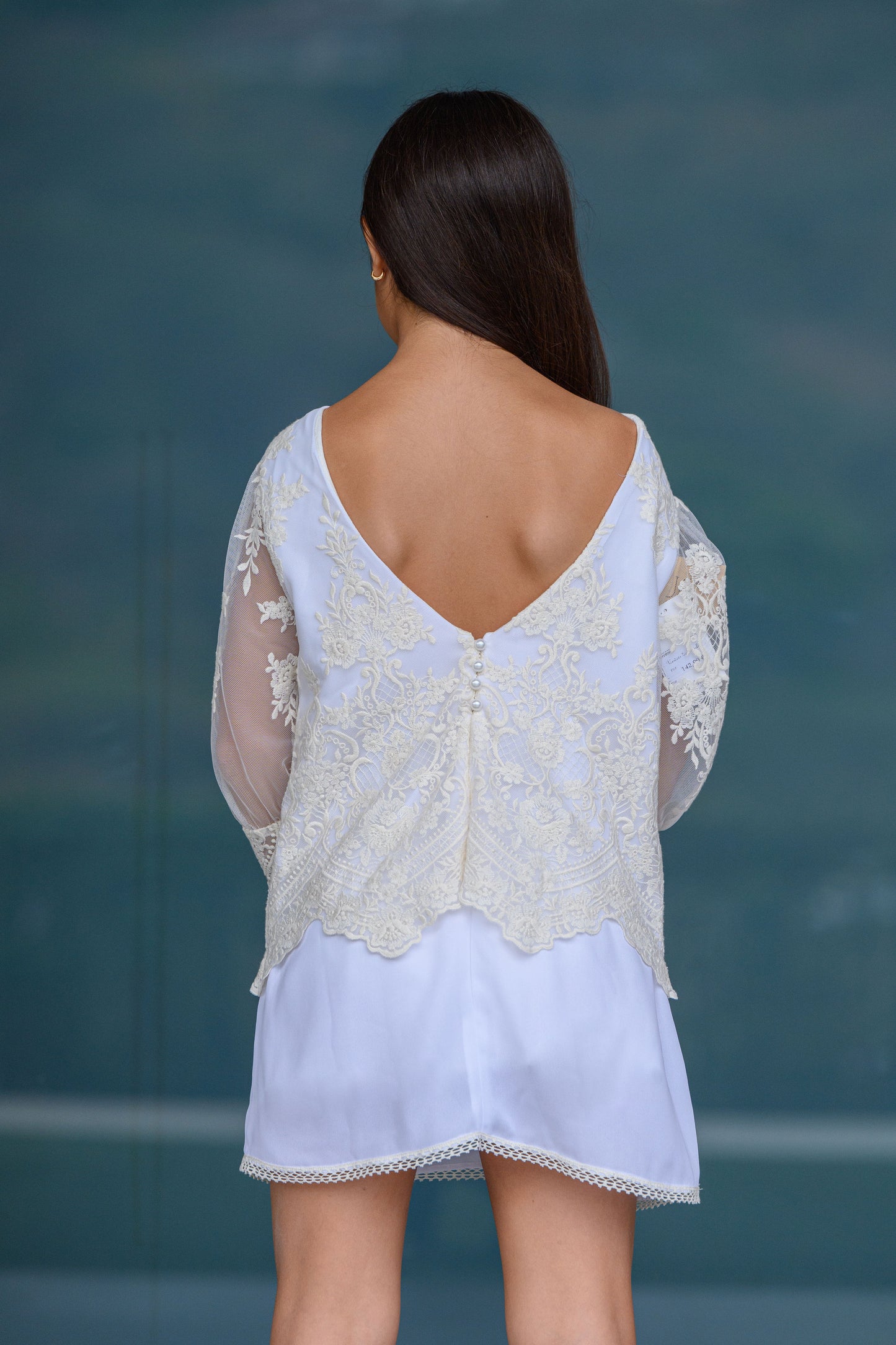 Vestido Beige Bordado