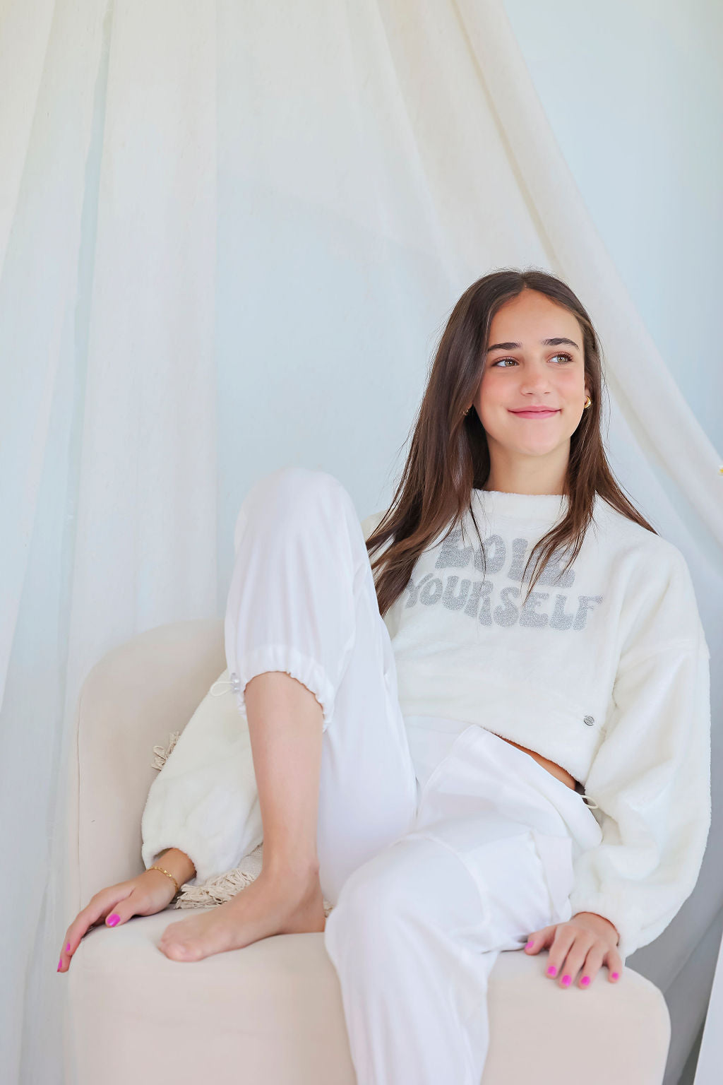 Sweater  blanco "love yourself"