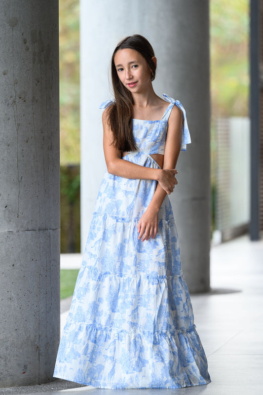 Vestido Blanco con Azul Largo