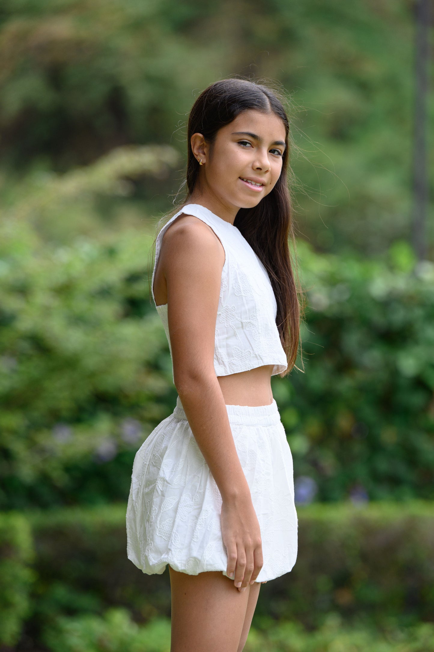 Conjunto Enagua Globo y Crop Top Blanco Bordado